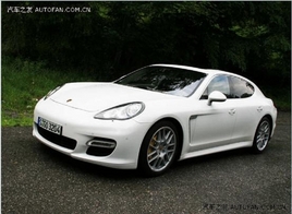 ��K�^��911 Ľ���ԇ�{���r��Panamera