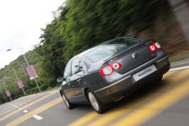 DSGFÓ ԇ{~v2.0TSI DSG