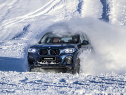 爱卡网上驾校：跟着BMW X3学会冰雪驾驶